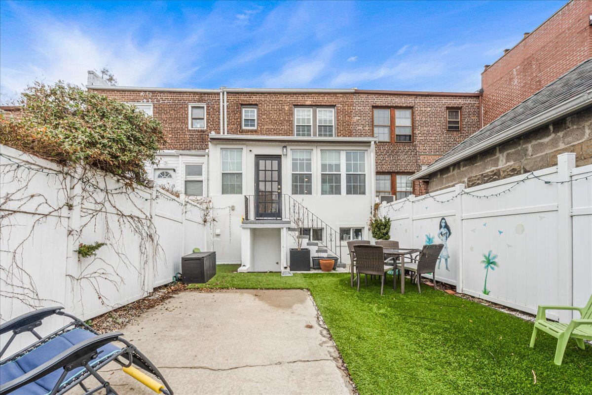 67-100 Dartmouth Street Forest Hills Queens NY 11375