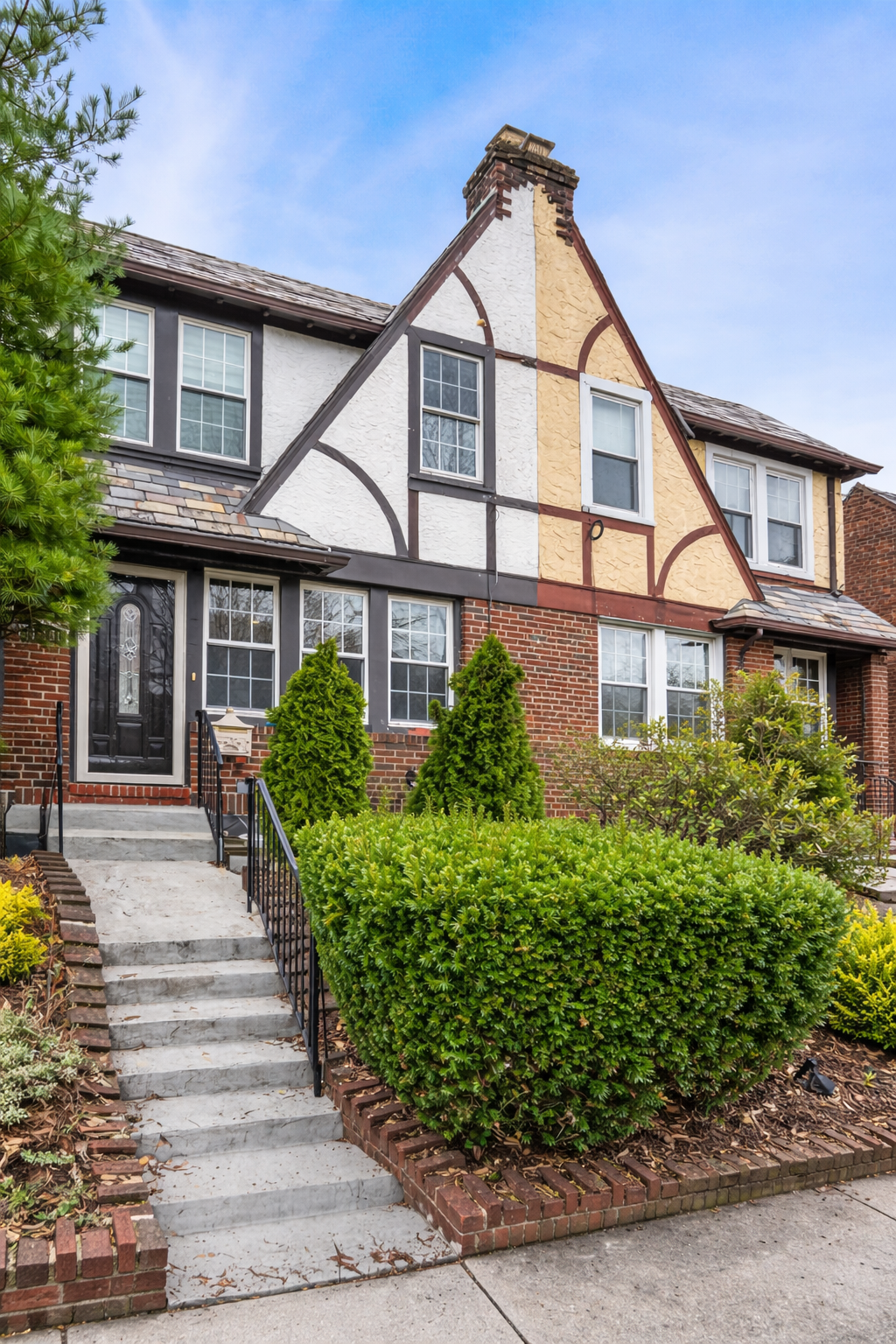 67-100 Dartmouth Street Forest Hills Queens NY 11375