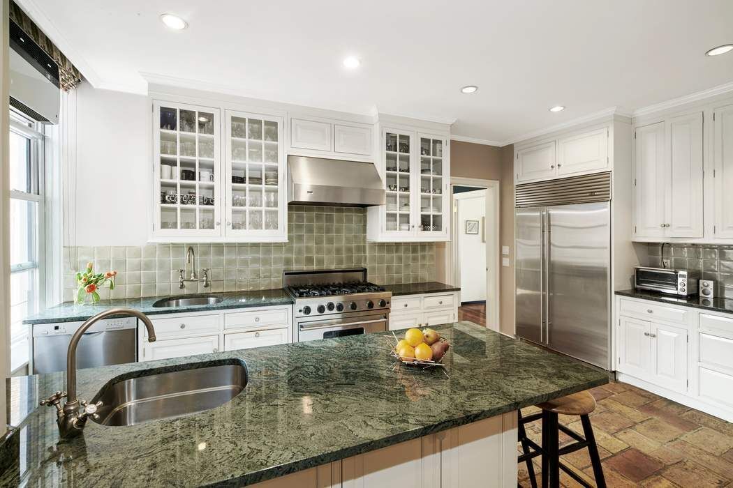 1148 Fifth Avenue 12C Carnegie Hill New York NY 10128