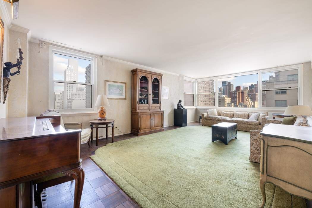 176 East 71st Street 14D Upper East Side New York NY 10021