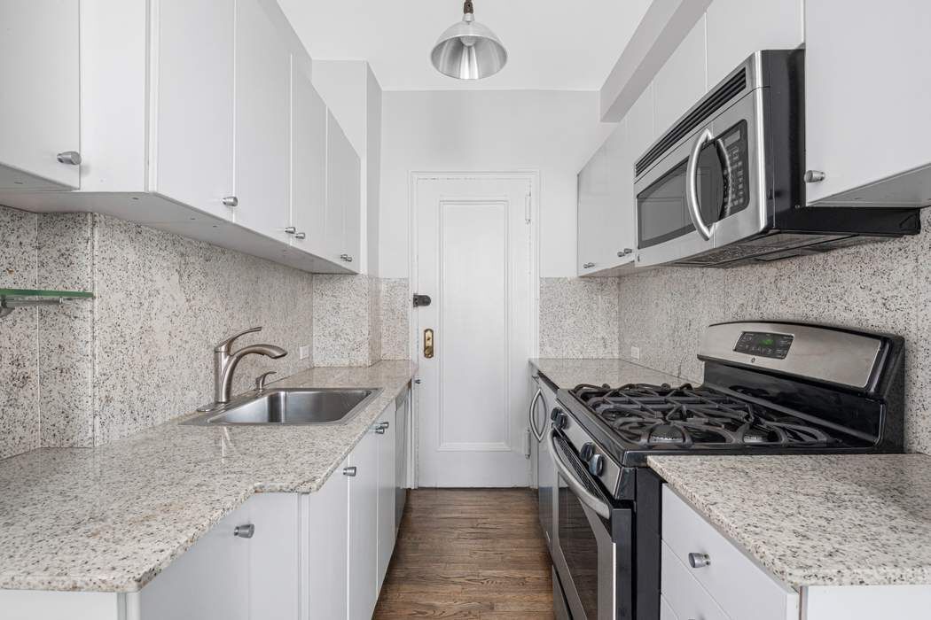 41 Fifth Avenue Greenwich Village New York NY 10003