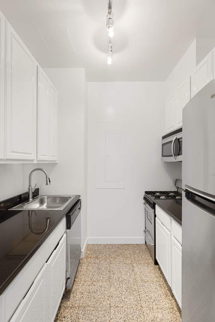 120 East 87th Street R14-J Upper East Side New York NY 10128