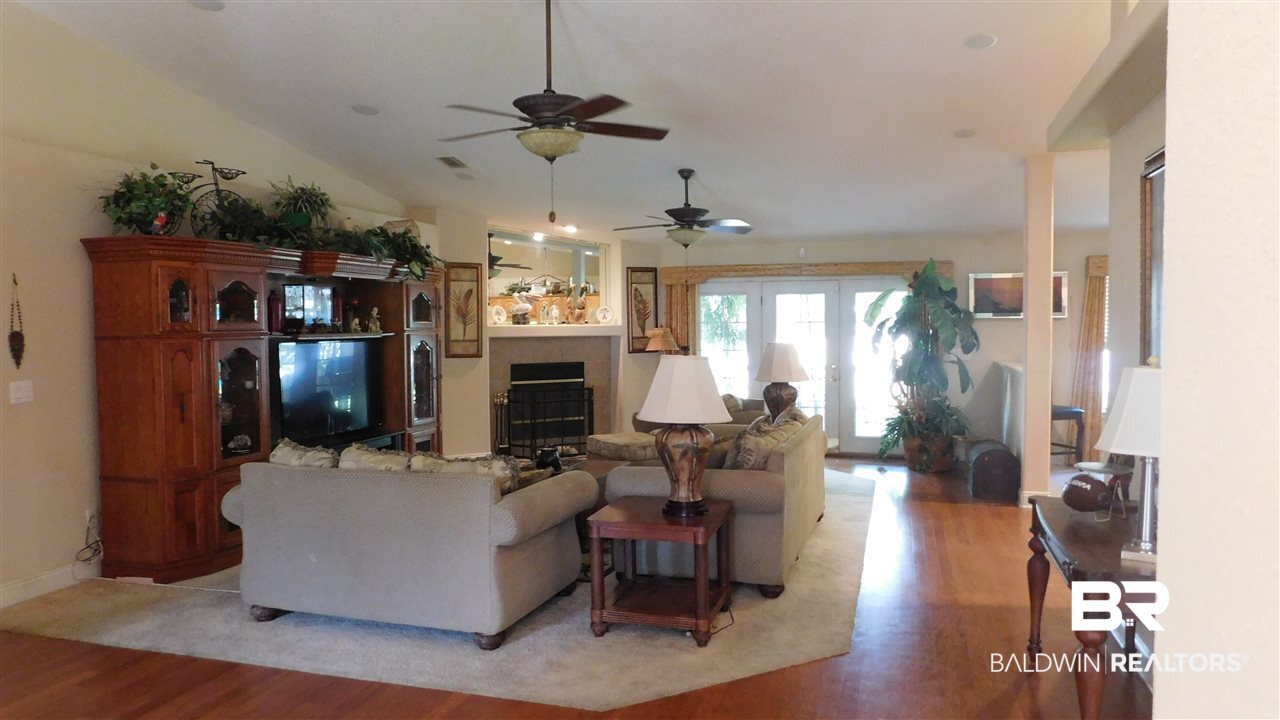 Photo 4 of Single Family Residence at 4620 Starboard Ln, Orange Beach, AL 36561 | MLS# 270492 |  | Sold on 2018-07-09