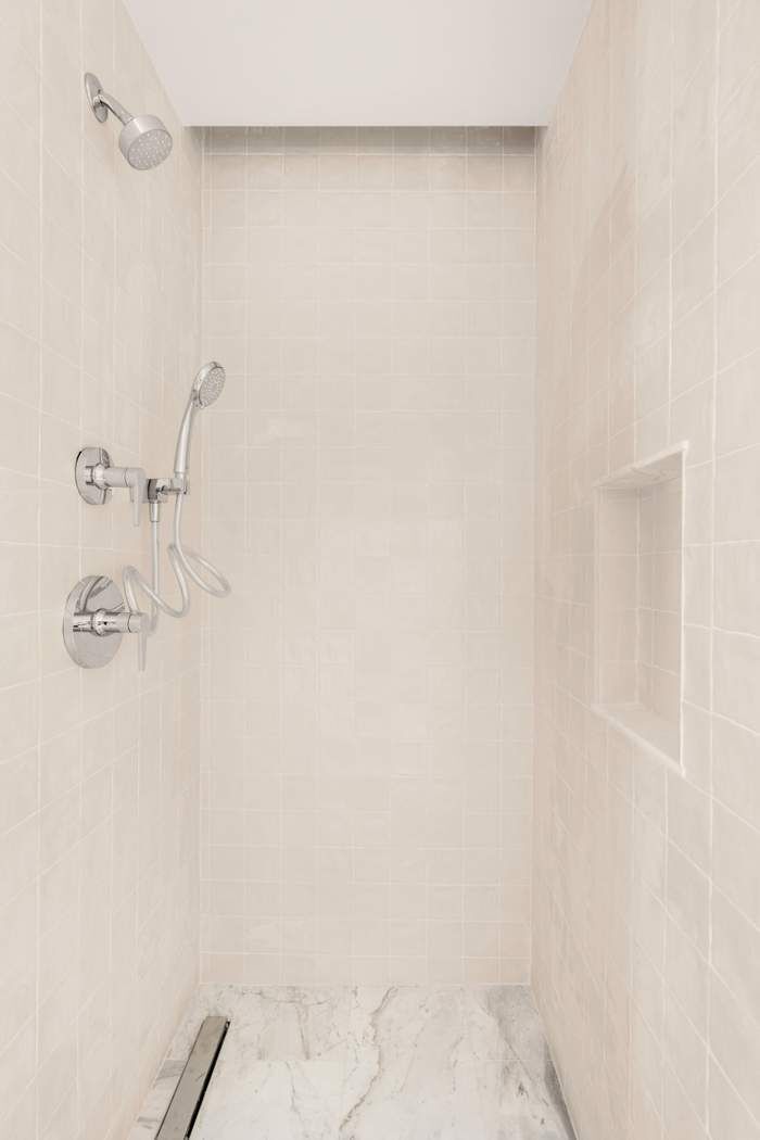 221 East 48th Street Turtle Bay New York NY 10017