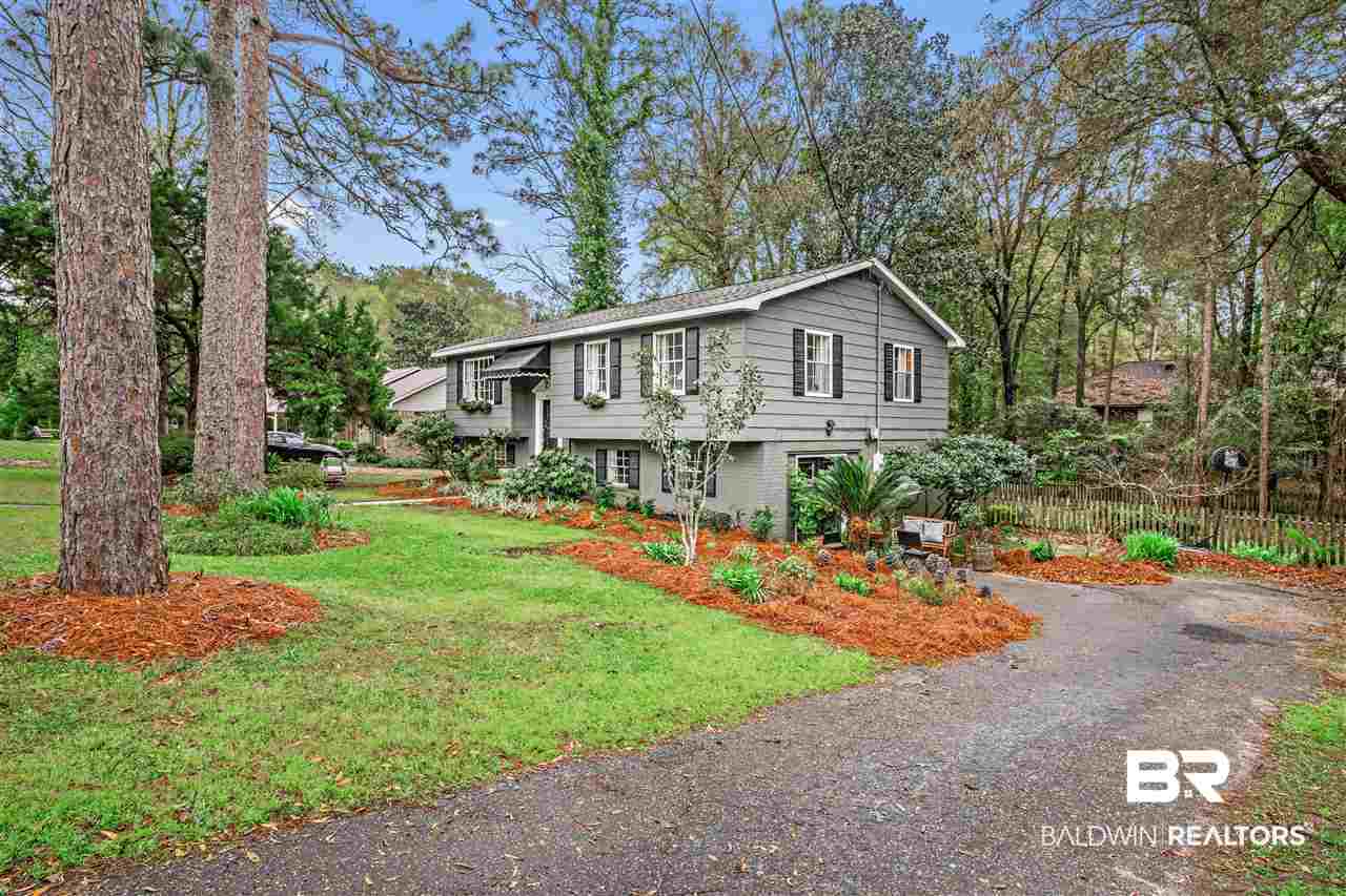 3rd image of 698 Cedar Ave, Fairhope, AL 36532 | MLS# 295781