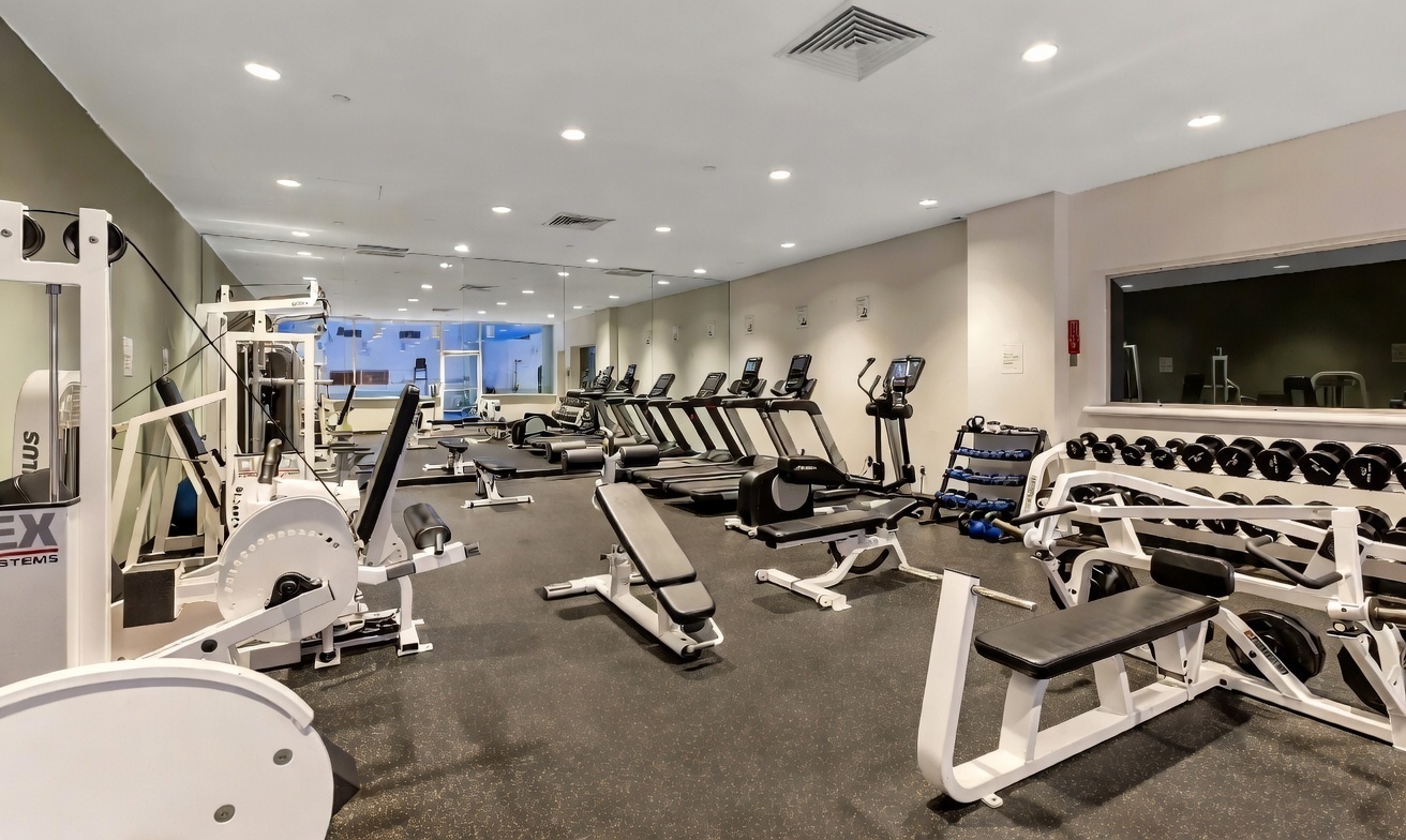 235 East 40th Street Murray Hill New York NY 10016