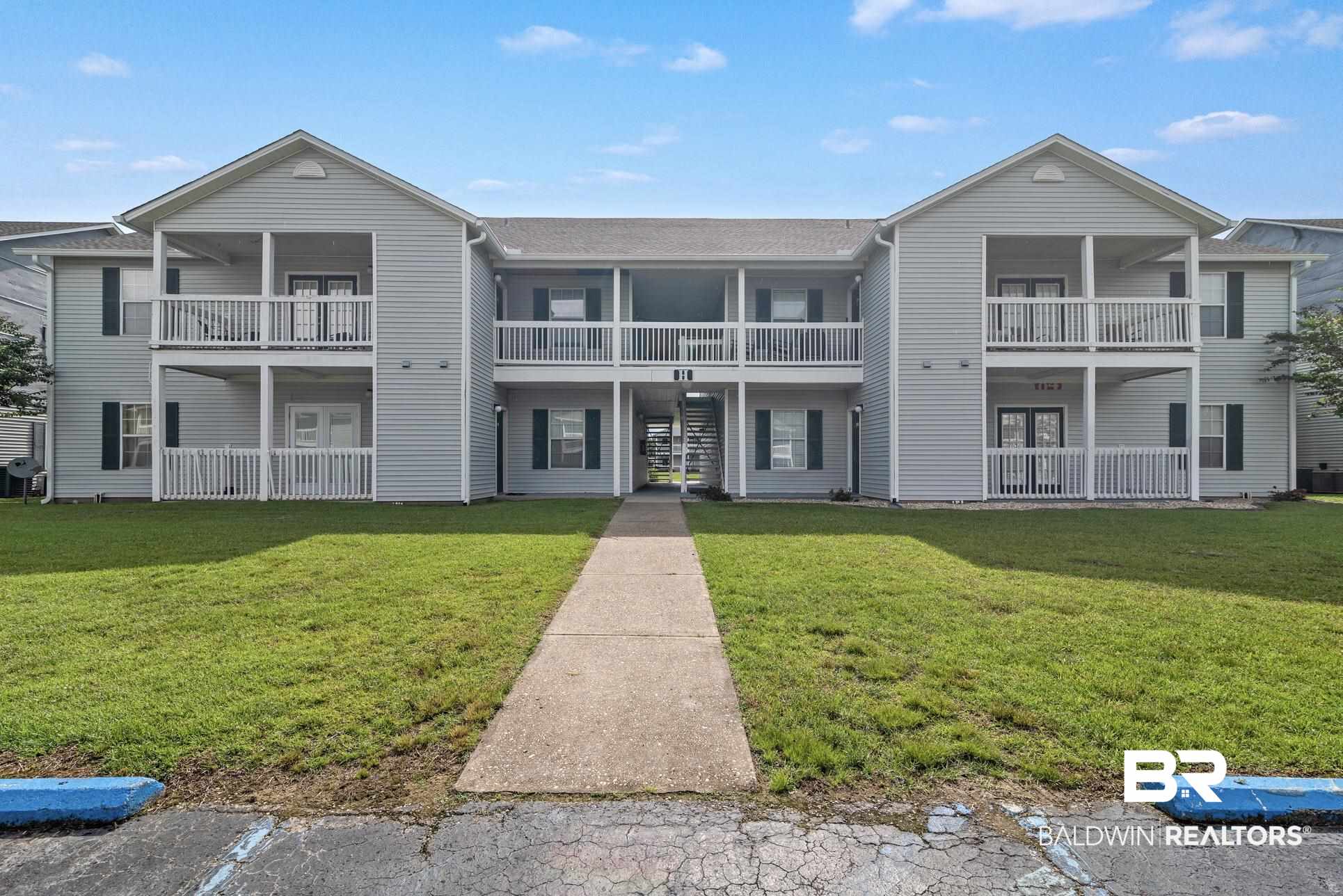 6194 St Hwy 59 H2