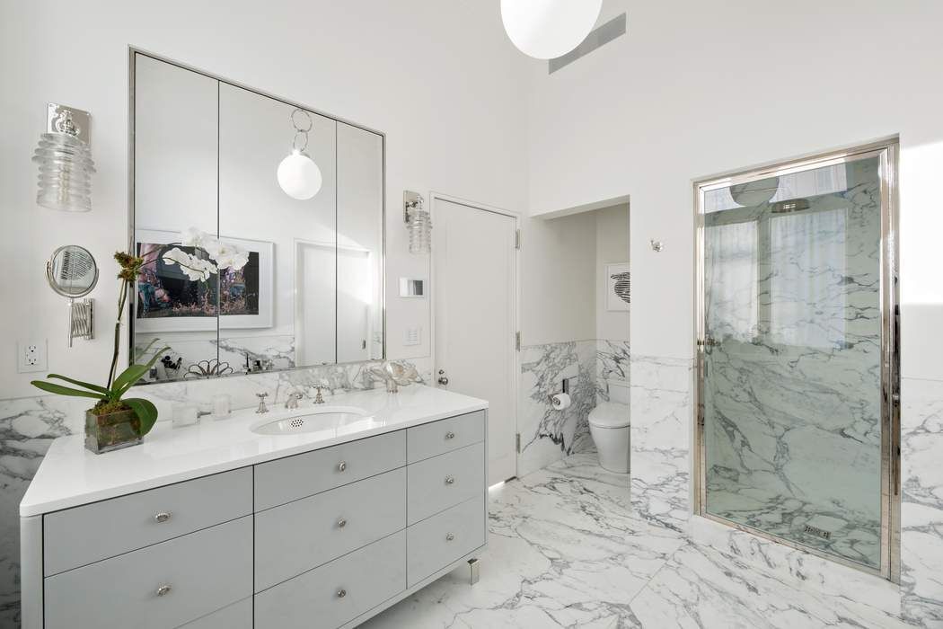 998 Fifth Avenue 1W Upper East Side New York NY 10028