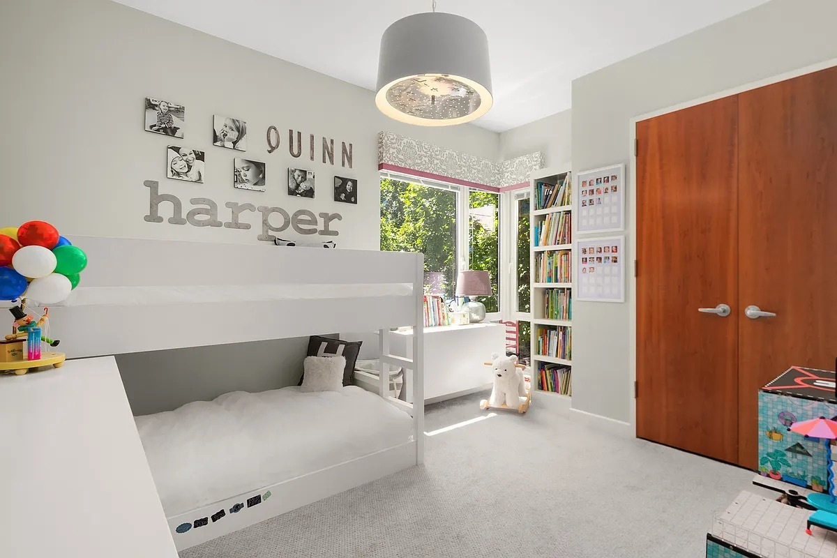 454 West 54th Street 2J Clinton New York NY 10019