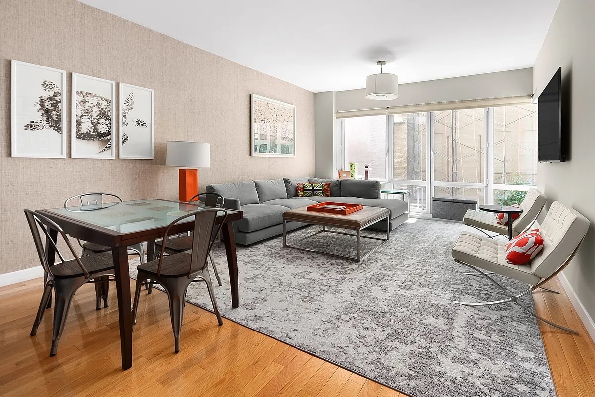 454 West 54th Street — Hells Kitchen