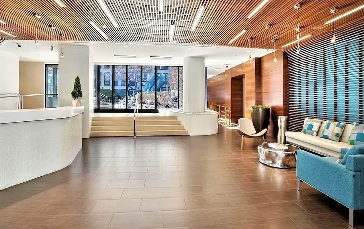 454 West 54th Street 2J Clinton New York NY 10019