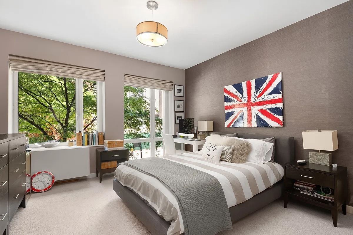 454 West 54th Street 2J Clinton New York NY 10019