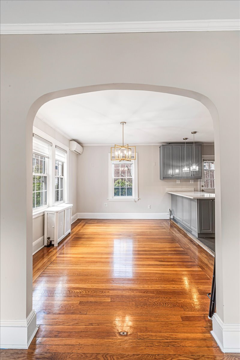 113-09 Union Turnpike Forest Hills Queens NY 11375