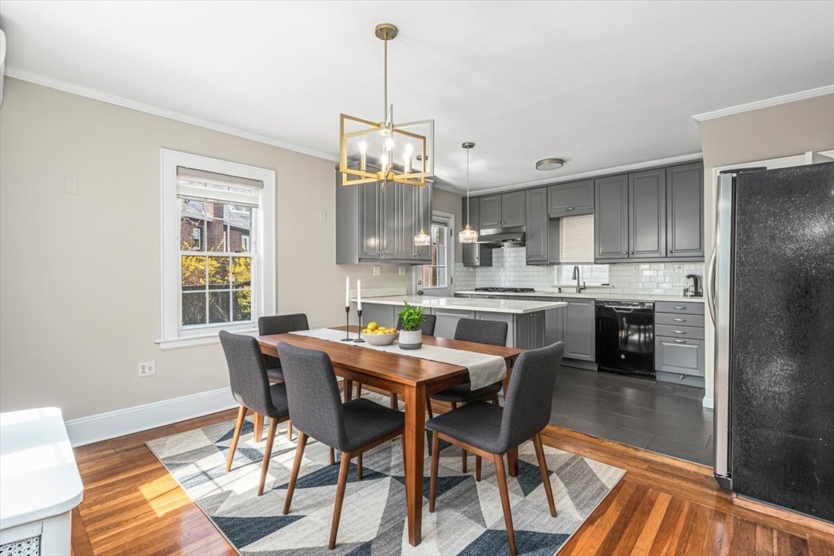 113-09 Union Turnpike Forest Hills Queens NY 11375