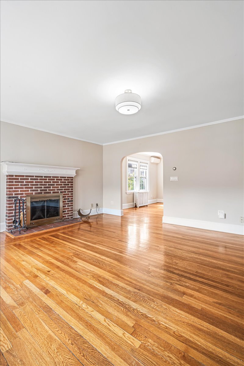 113-09 Union Turnpike Forest Hills Queens NY 11375