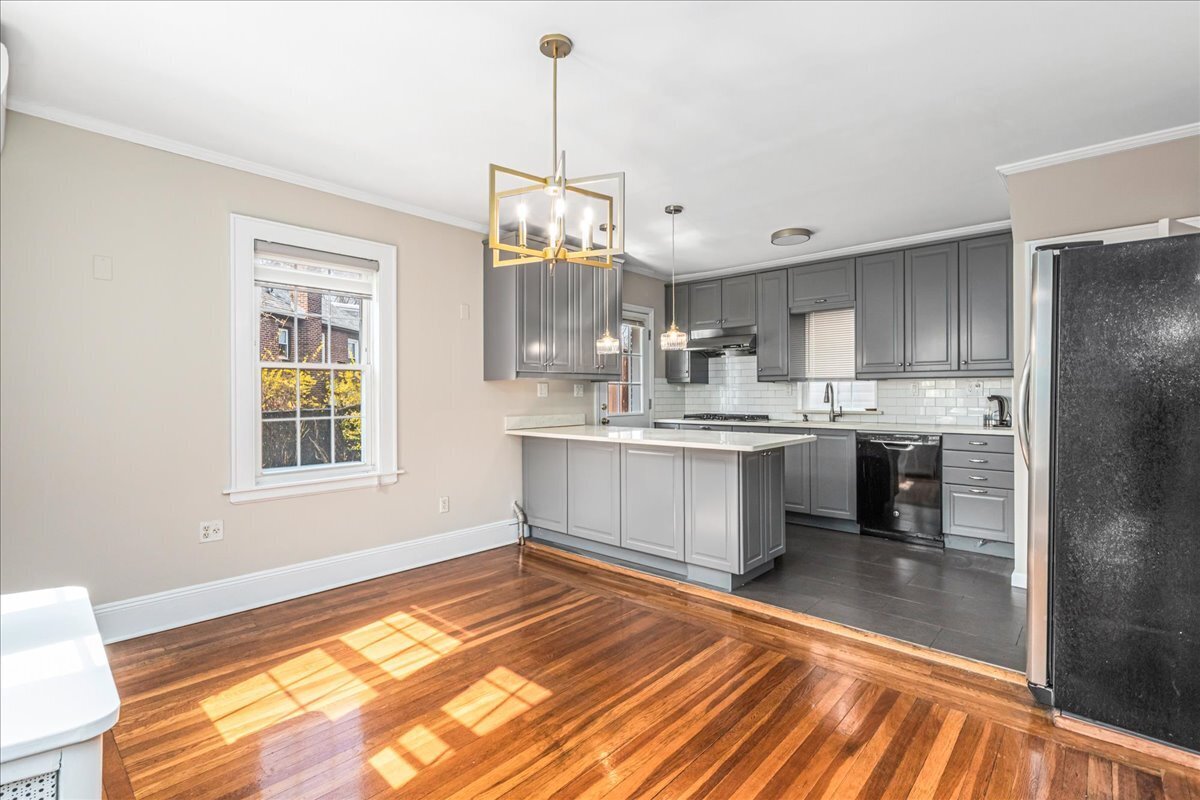 113-09 Union Turnpike Forest Hills Queens NY 11375