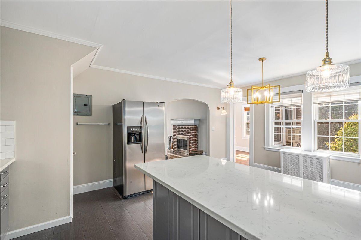 113-09 Union Turnpike Forest Hills Queens NY 11375