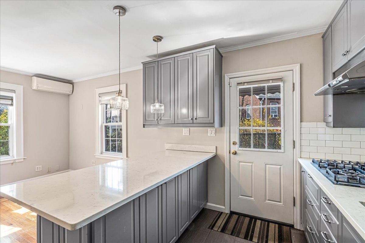 113-09 Union Turnpike Forest Hills Queens NY 11375