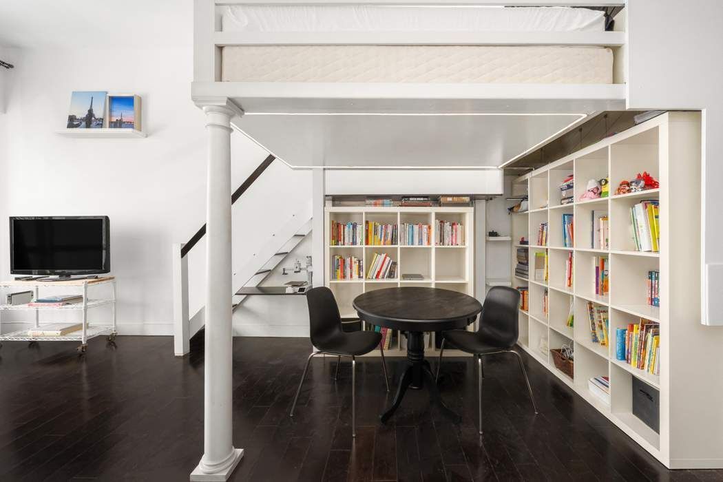 111 Fulton Street Seaport District New York NY 10038