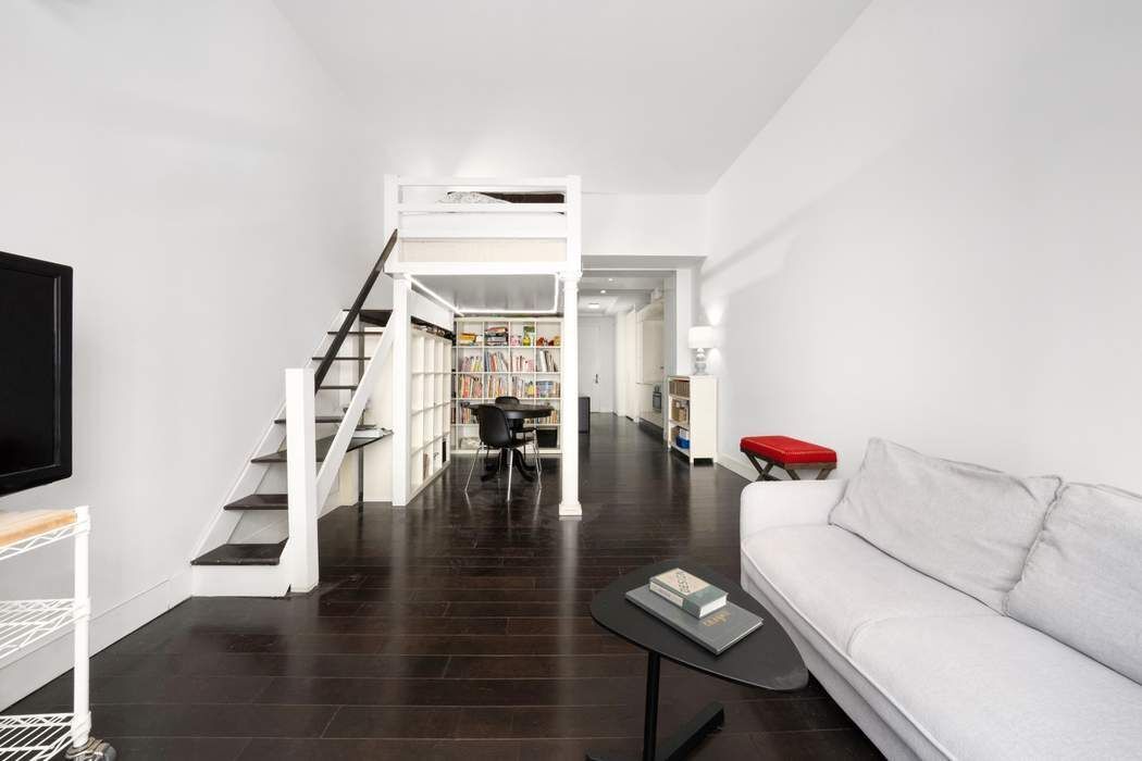 111 Fulton Street Seaport District New York NY 10038