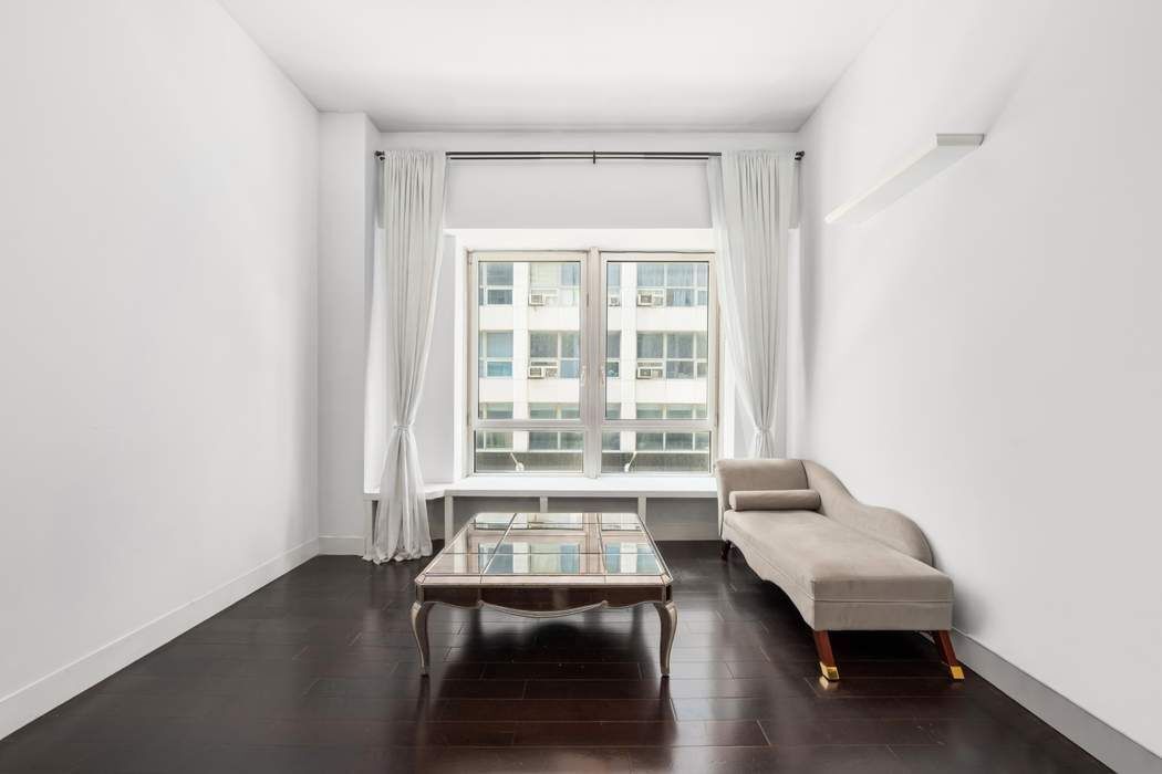 111 Fulton Street Seaport District New York NY 10038