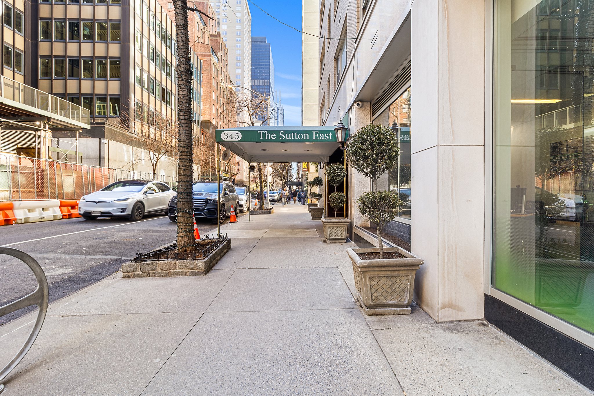 345 East 56th Street 15B Sutton Place New York NY 10022