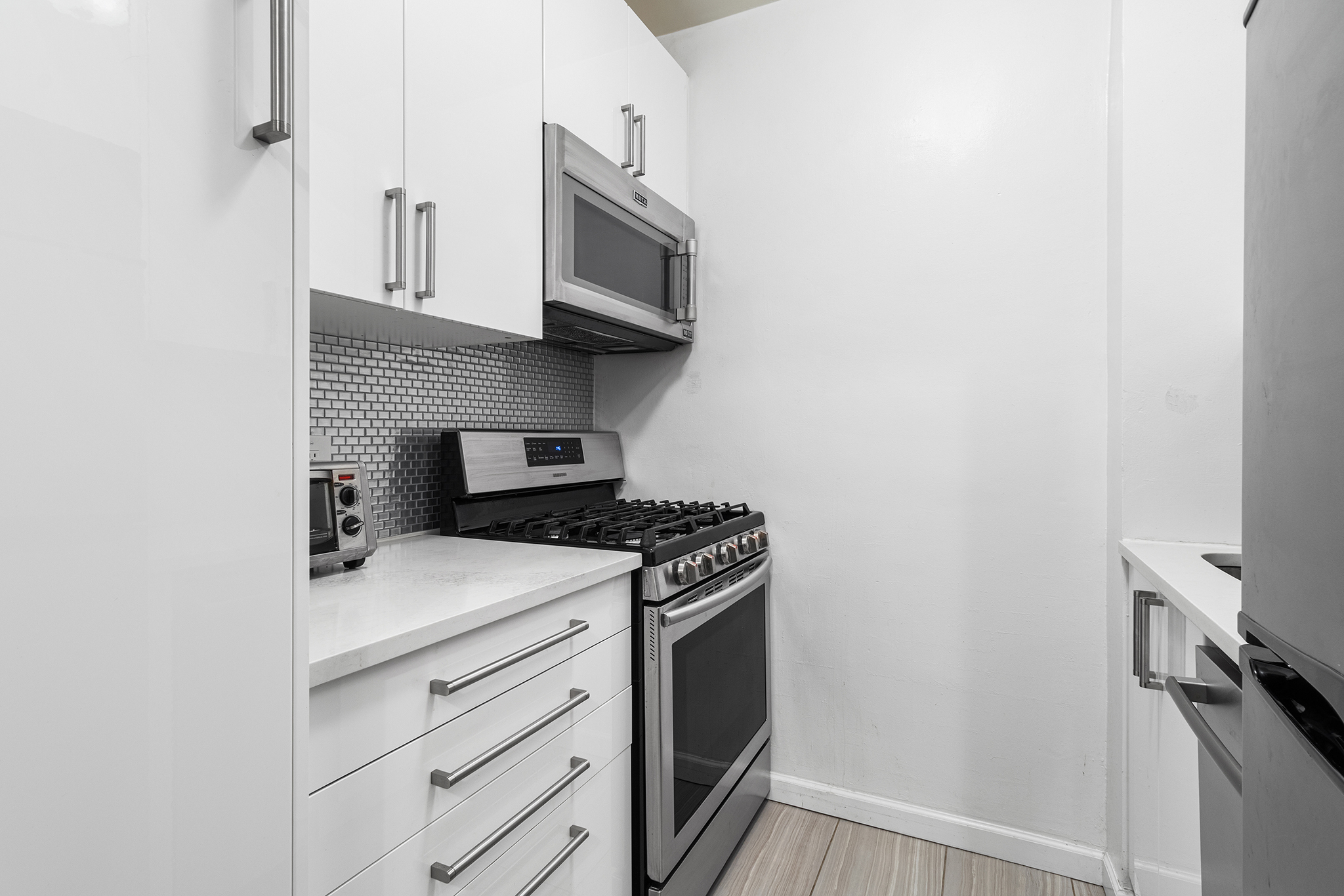 345 East 56th Street 15B Sutton Place New York NY 10022