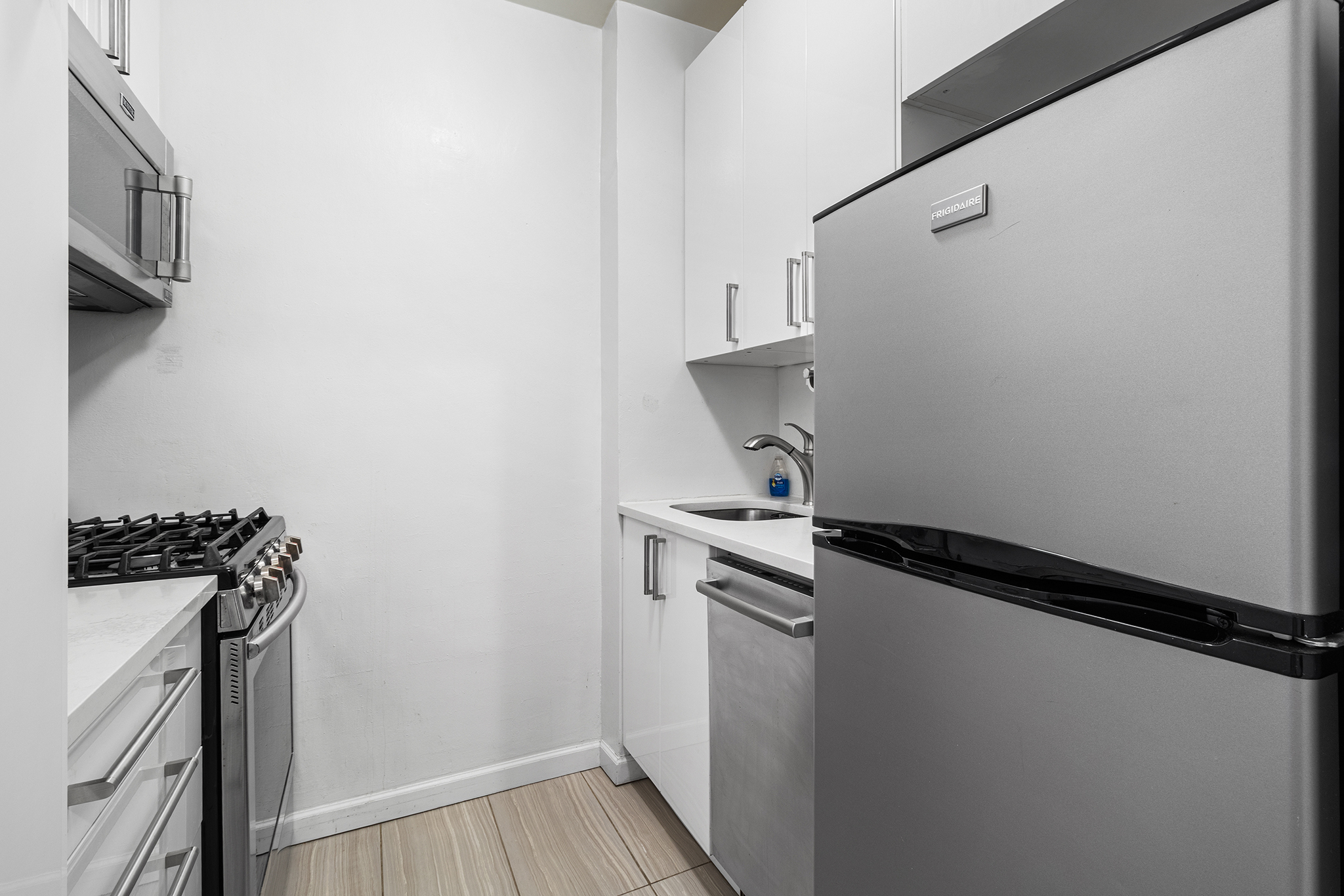 345 East 56th Street 15B Sutton Place New York NY 10022