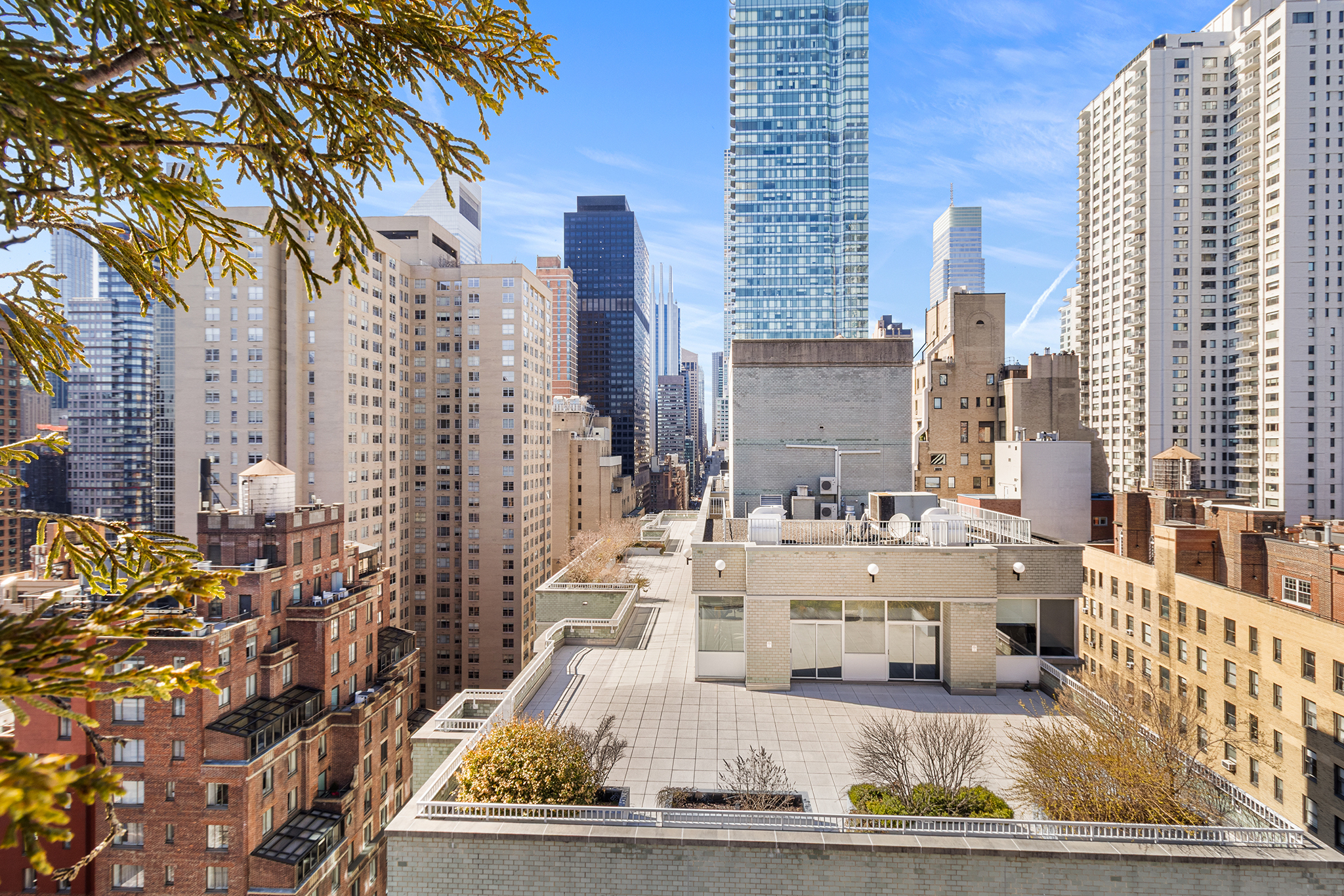 345 East 56th Street 15B Sutton Place New York NY 10022