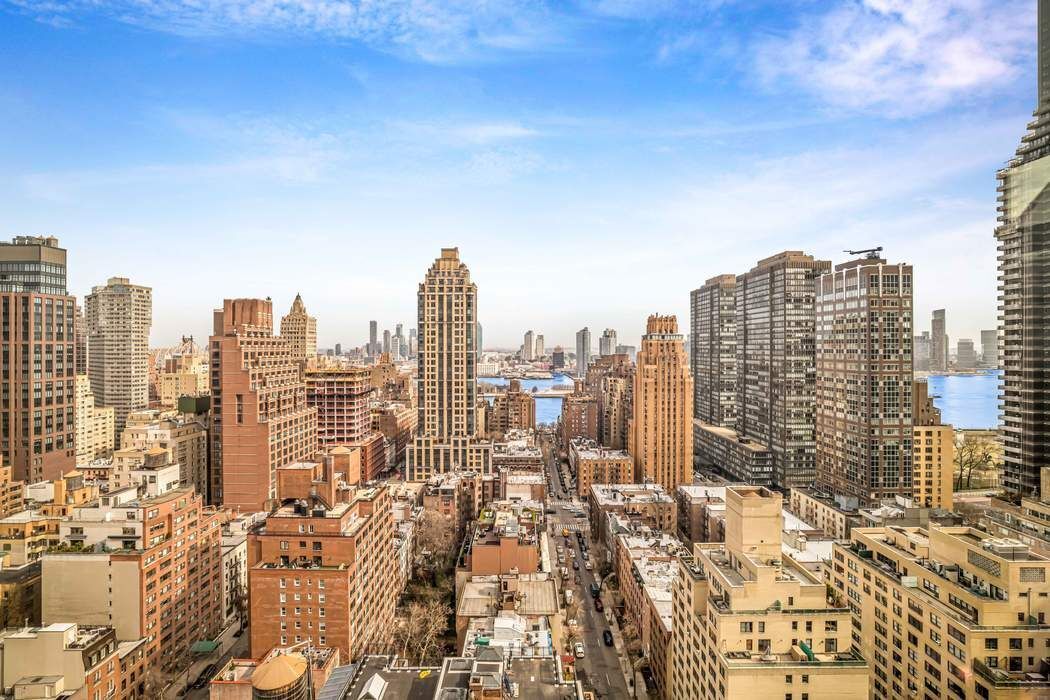 301 East 50th Street Turtle Bay New York NY 10022