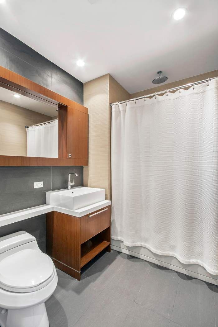 305 West 16th Street 3D Chelsea New York NY 10011