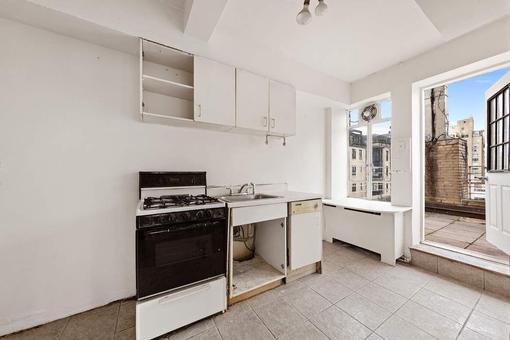 44 East 67th Street 11C Upper East Side New York NY 10065