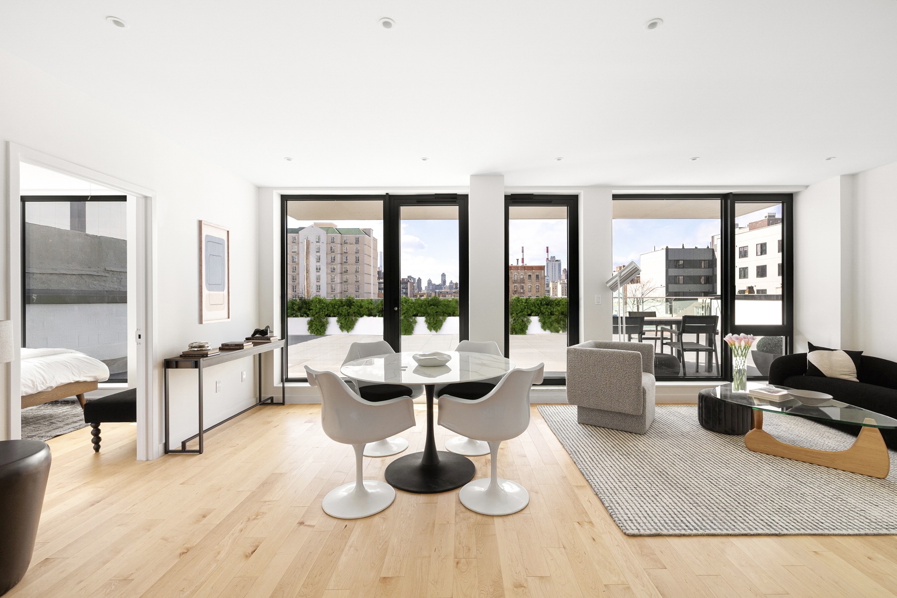 40-21 27th Street 3W Long Island City Queens NY 11101