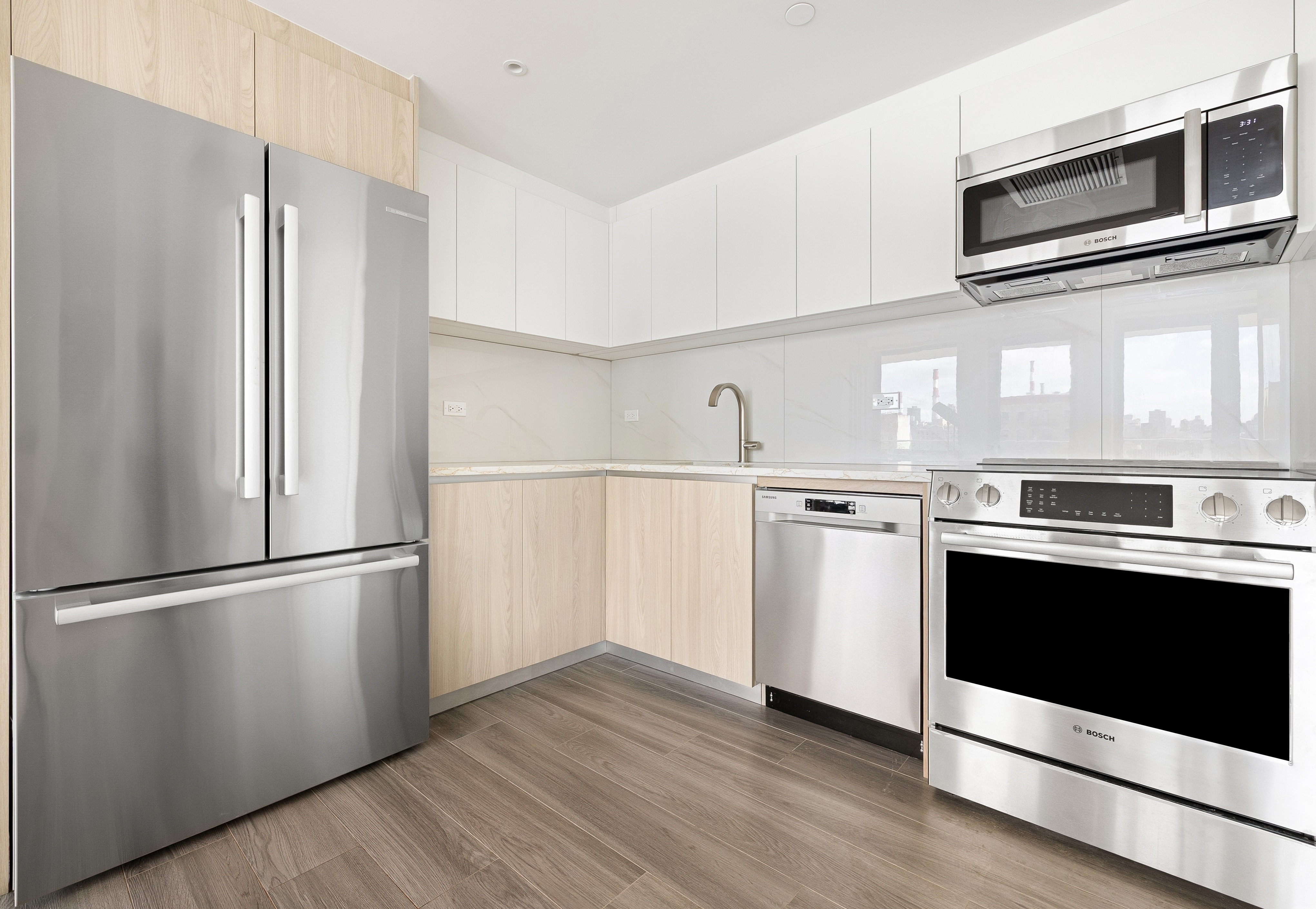 40-21 27th Street 3W Long Island City Queens NY 11101