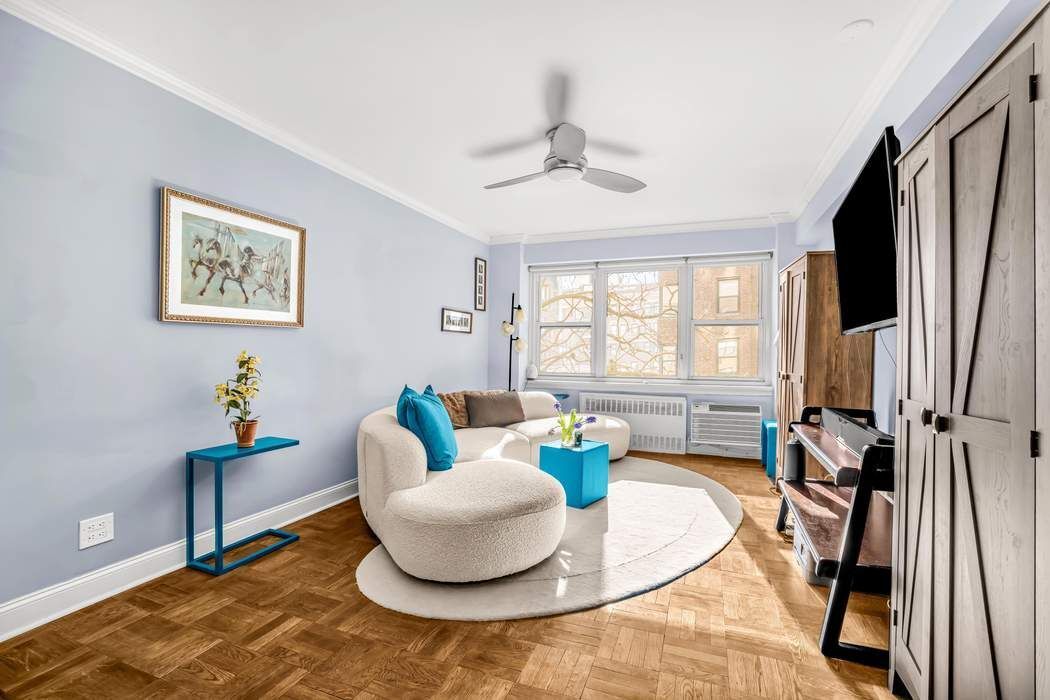 11 Riverside Drive 5PW Upper West Side New York NY 10023