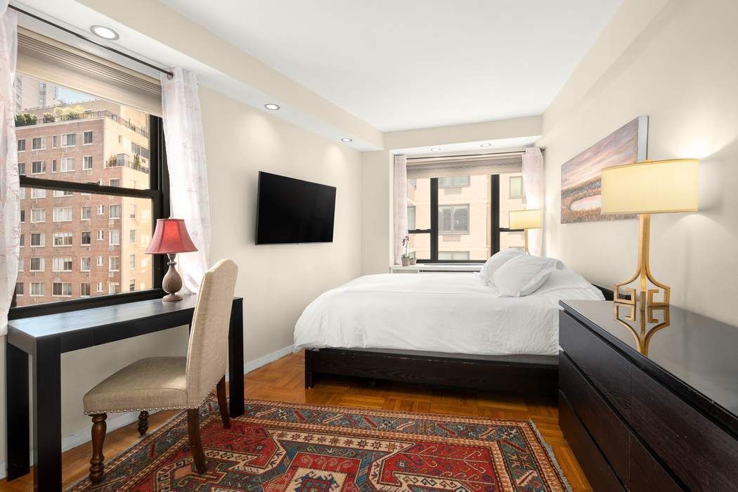 210 East 47th Street 9J Turtle Bay New York NY 10017