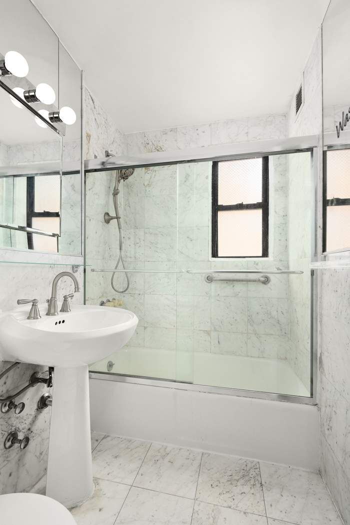 210 East 47th Street 9J Turtle Bay New York NY 10017