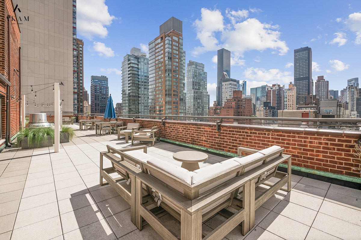 220 East 54th Street 12-H Turtle Bay New York NY 10022