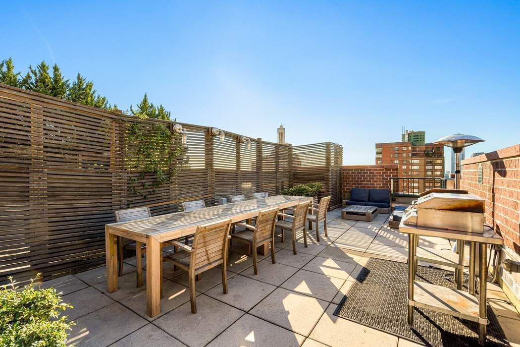 225 Rector Place 9J Battery Park City New York NY 10280