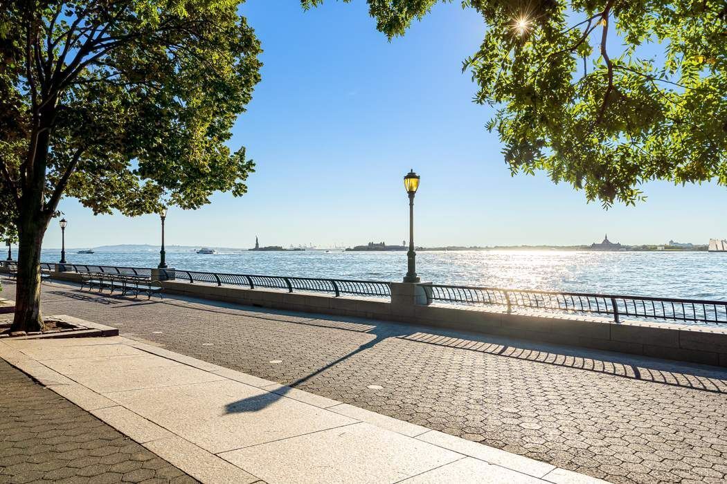 225 Rector Place 9J Battery Park City New York NY 10280