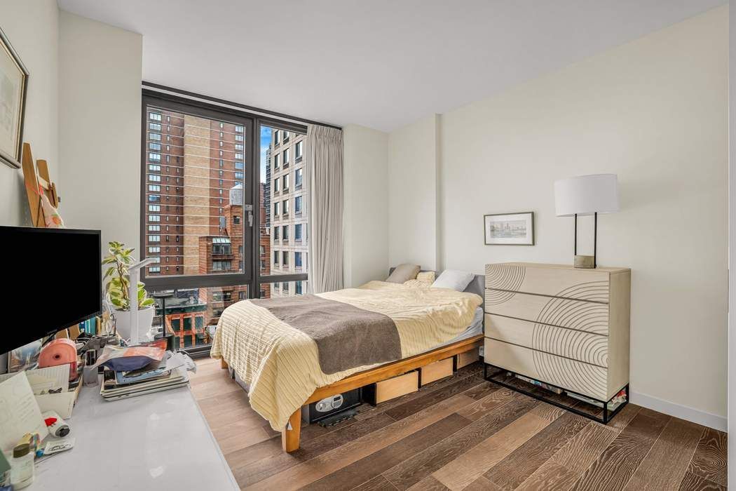 302 East 96th Street 1002 Upper East Side New York NY 10128