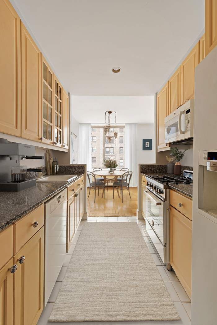 308 East 72nd Street 3B Upper East Side New York NY 10021