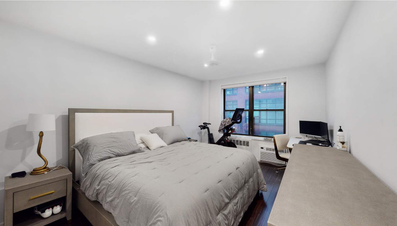 165 Christopher Street 2X W. Greenwich Village New York NY 10014