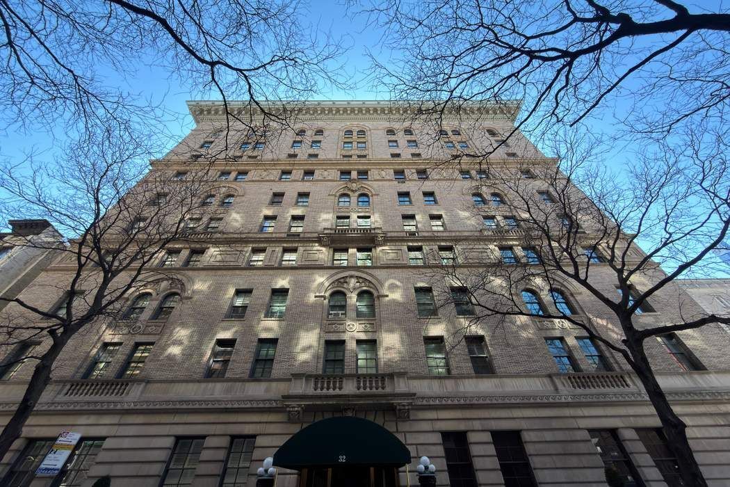 32 East 64th Street 8W Upper East Side New York NY 10065