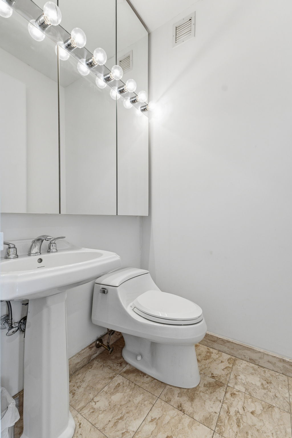 524 East 72nd Street 33CDE Upper East Side New York NY 10021