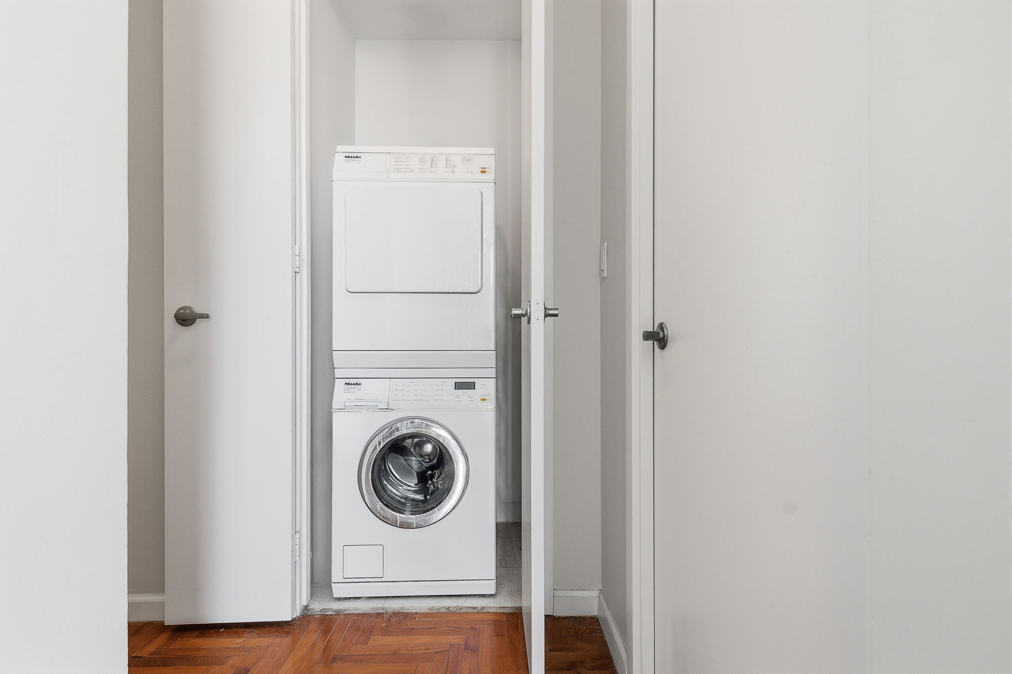 524 East 72nd Street 33CDE Upper East Side New York NY 10021