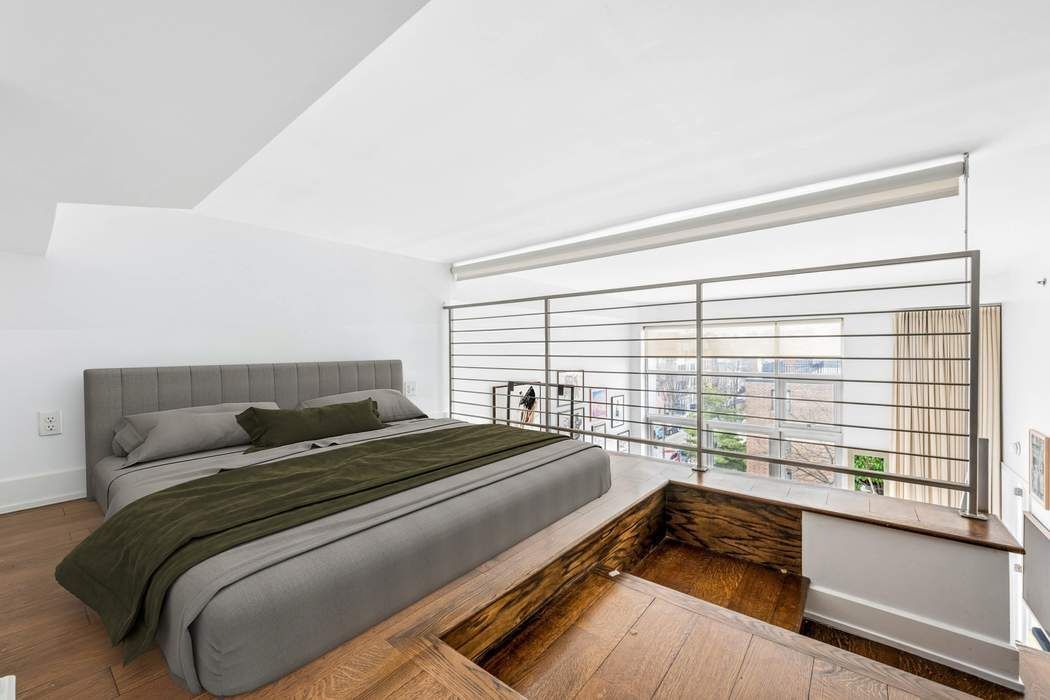 390 Lorimer Street Williamsburg Brooklyn NY 11206