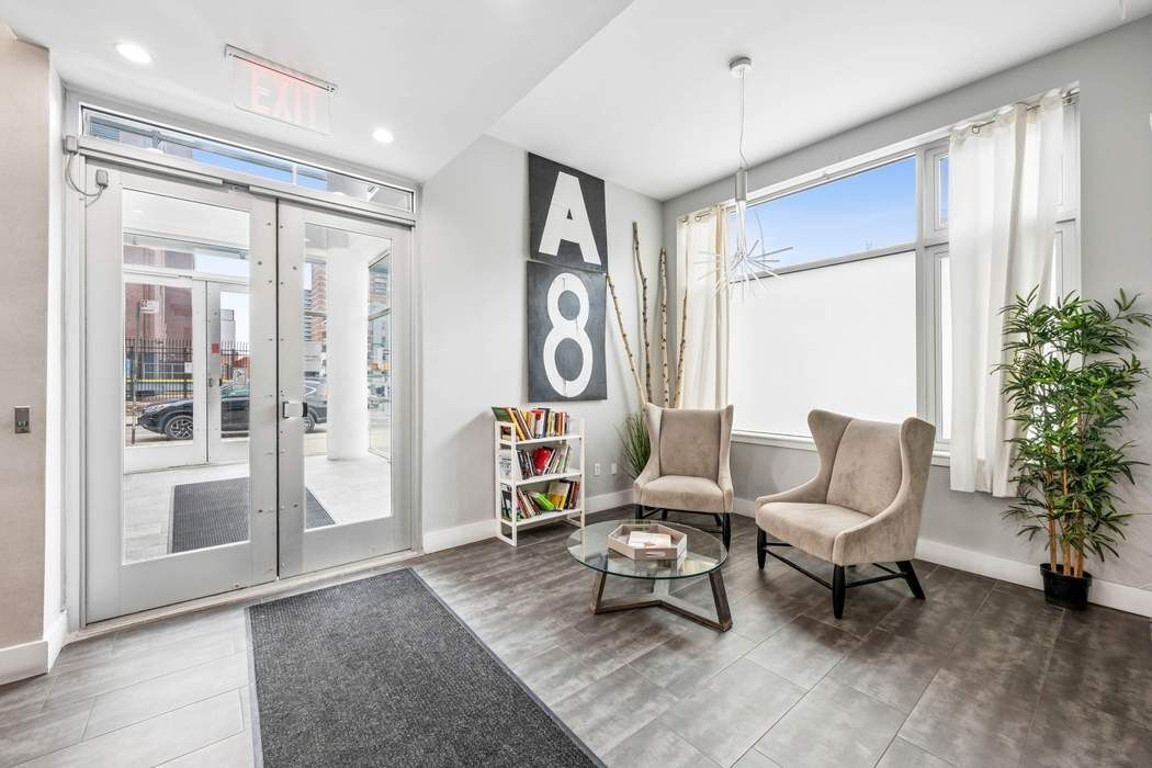 390 Lorimer Street Williamsburg Brooklyn NY 11206