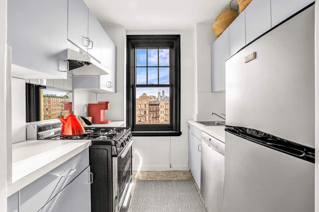 299 West 12th Street 7F W. Greenwich Village New York NY 10014