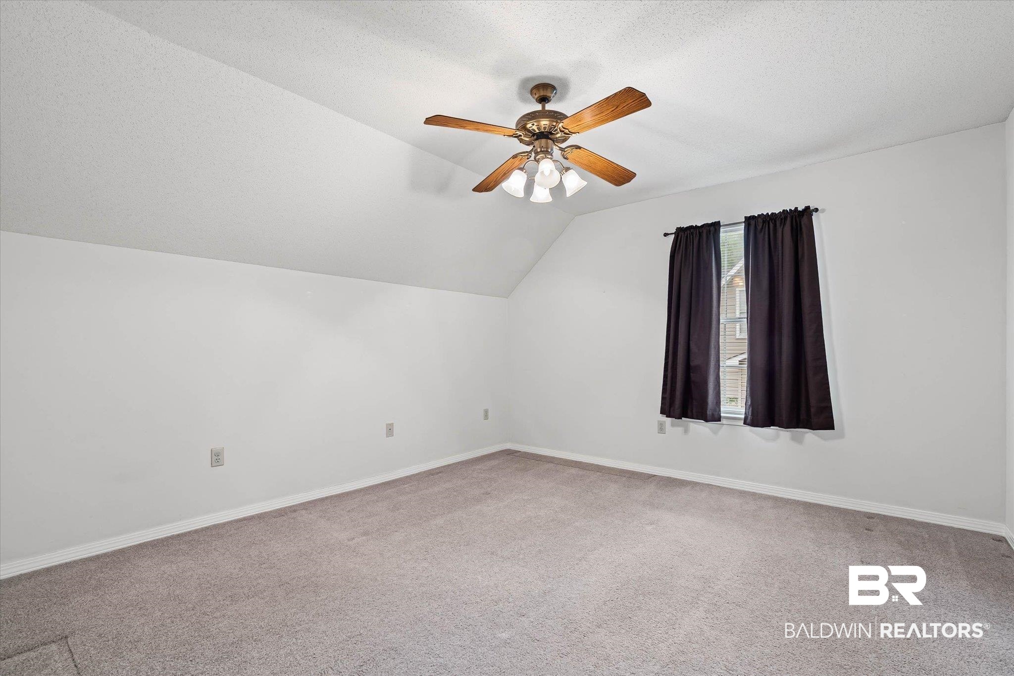 395067 | Photo 20